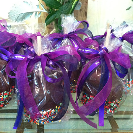 Milk Chocolate Caramel Apples